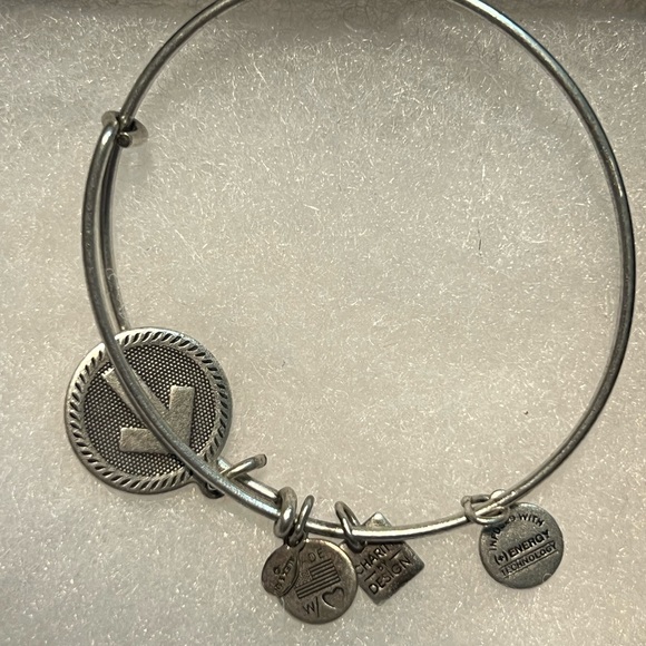 Alex and Ani positive energy bracelet - Picture 4 of 4